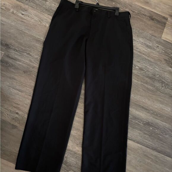 Men's Black Izod Golf Pants Sz 38 - Picture 3 of 6